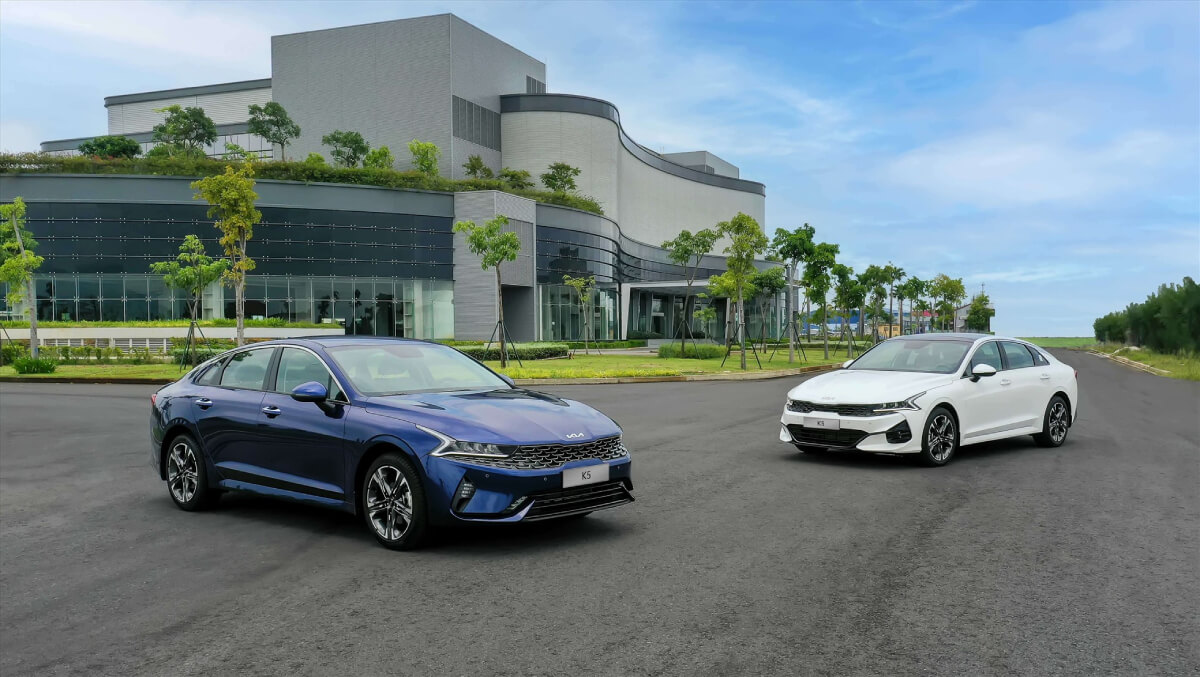 Xe hạng D là gì? 10+ sedan hạng D đáng mua (2024)