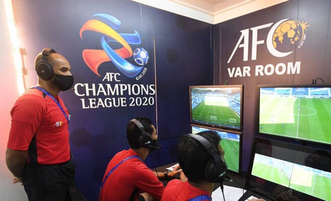 VAR là gì? Hướng dẫn đầy đủ về công nghệ trọng tài video